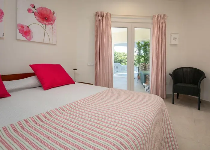 Villa Bonheur By Interhome